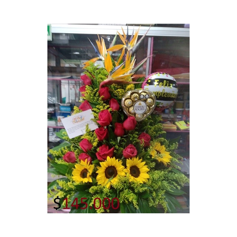 Ramo rosas Ferrero corazón